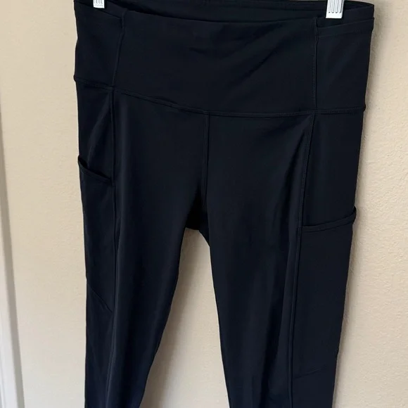 Lululemon Navy Fast and Free Size 8 - Picture 4 of 11
